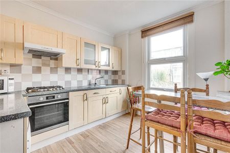 3 bedroom flat to rent - Photo 5