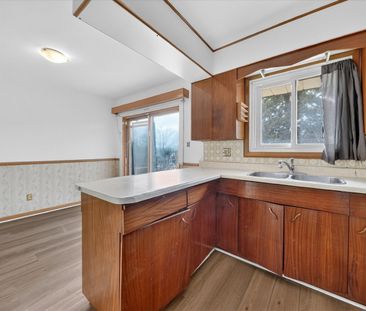 For Lease - 146 Oriole Street, Oshawa, Ontario - Photo 6