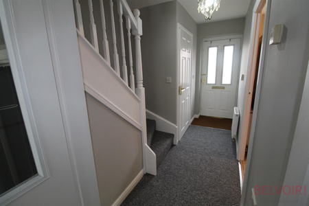 2 bedroom semi-detached house to rent - Photo 2