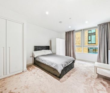 1 bedroom in a flat share to rent - Photo 6