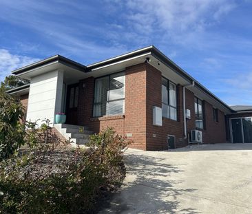 332 Redwood Road - Photo 2