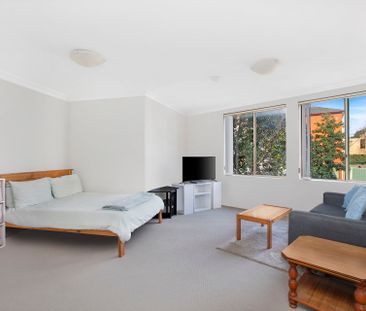 3/1-3 Tay Street, Kensington. - Photo 1