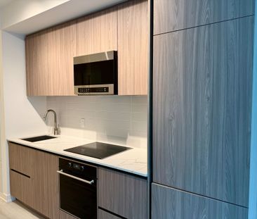 For Lease - 110 Broadway Avenue Unit# 708S, Toronto, Ontario - Photo 1