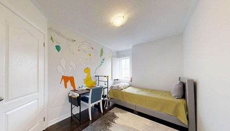 For Lease - 8 Bakewell Street, Brampton, Ontario - Photo 3