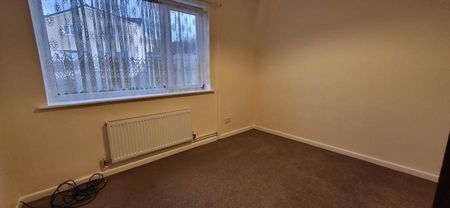 4 bed detached bungalow to rent in Hillside View, Nelson, BB9 - Photo 3