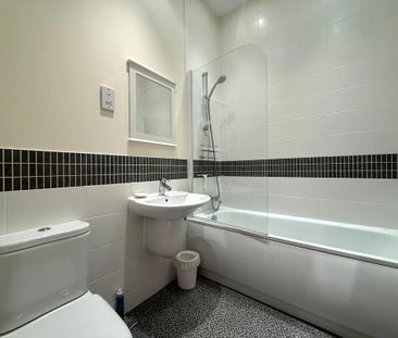 2 bedroom flat to rent - Photo 6