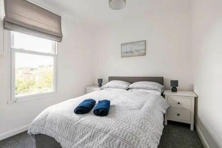 1 bedroom flat to rent - Photo 5