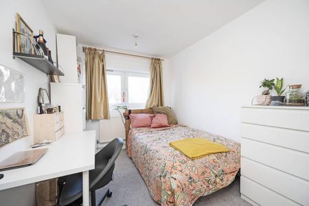 3 bedroom flat to rent - Photo 5