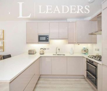 Fairlie Lodge, Oaklands Road, Bromley, BR1 - Photo 5