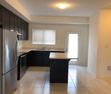 For Lease - 4 Cedarland Road, Brampton, Ontario - Photo 6