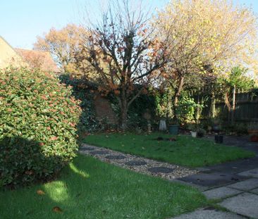 3 bedroom detached house to rent - Photo 6