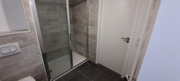 Location Appartement 2 pièces 47m² THONON LES BAINS 74200 - Photo 1