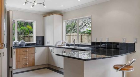 WELCOME TO YOUR DREAM HOME ON THE PENINSULA - Photo 4