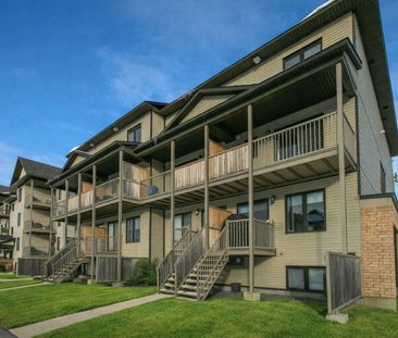 For Lease - 2230 Tenth Line Road Unit# 8, Orleans - Cumberland and ... - Photo 2