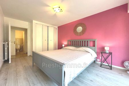 Centre-ville, Location appartement 2 pièces 59 m² - Photo 4