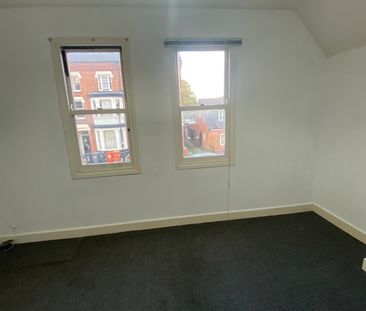 1 Bed Flat, Westleigh Road, LE3 - Photo 2