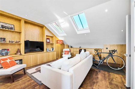 A stunning and newly built two bedroom penthouse between Wimbledon Village and Town. - Photo 5