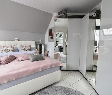 Ohligs. 3-Zimmer-Maisonette-Wohnung mit Balkon in Bahnhofsnähe. - Foto 1