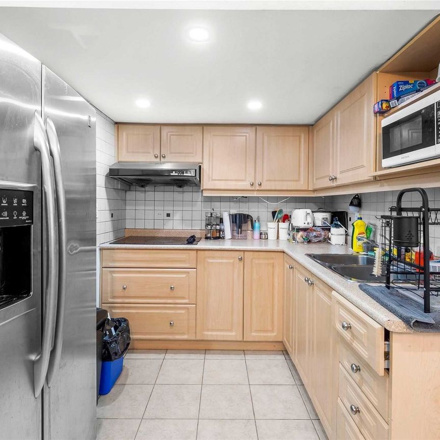 Private Basic - North York (Female Only) - Photo 1