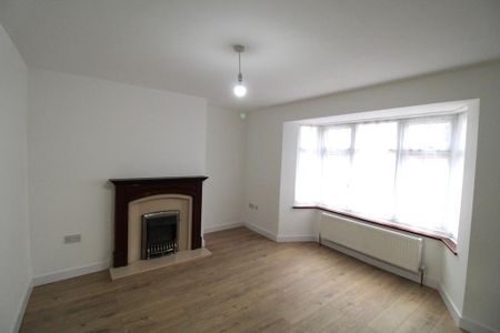 2 bedroom maisonette to rent - Photo 2