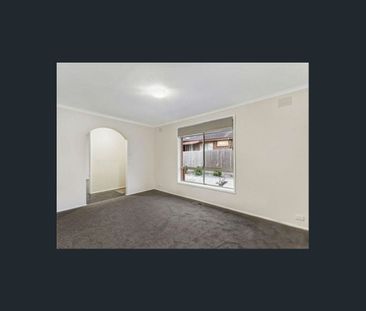 LOW MAINTENANCE LIVING IN A FANTASTIC LOCATION! - Photo 2