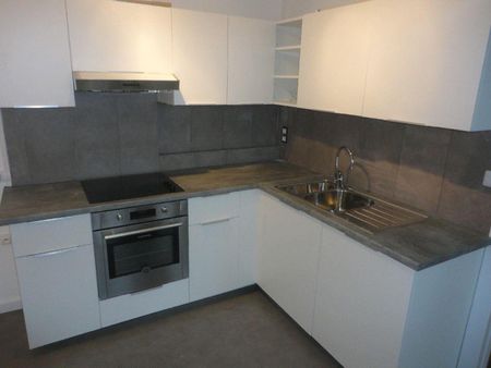 A LOUER : T2 à LILLE • rue Léon Gambetta • 655 € - Photo 2