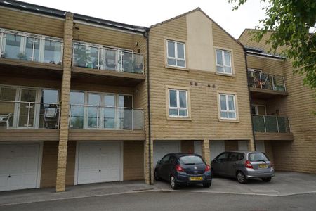 2 bedroom apartment to rent - Photo 4