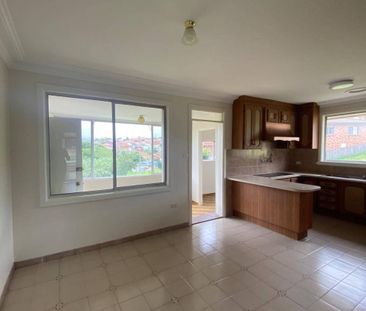 Newly Renovated Unit! - Photo 6