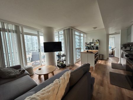 For Lease - 8 Telegram Mews Unit# 1709, Toronto, Ontario - Photo 4