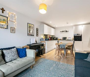 2 bedroom flat to rent - Photo 6