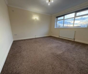 3 bedroom bungalow to rent - Photo 2