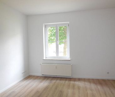 Schicke 3-Raum-Wohnung im Grünen sucht eine Familie! - Photo 6