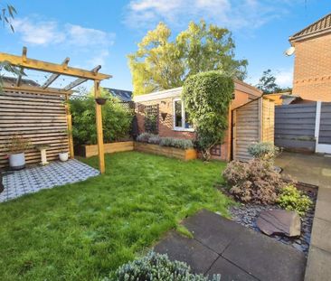 3 bedroom semi-detached house to rent - Photo 3