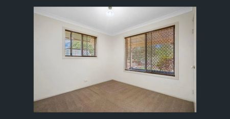 Your acreage oasis awaits… and it's move-in ready! - Photo 4