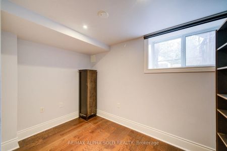 77 Newmarket Avenue #Unit A - Photo 5