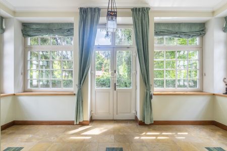 Unikatowa willa w sercu północnego Milanówka - Photo 2