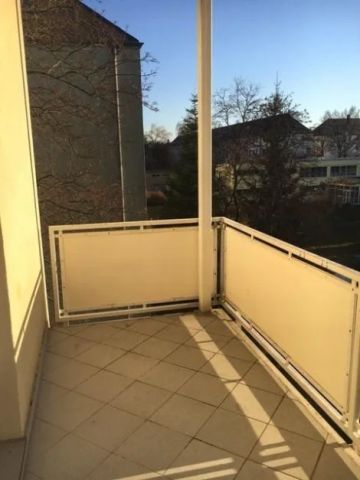 Tolle 3-Raum-Wohnung im grünen Pölbitz ab demnächst zu vermieten - Photo 2