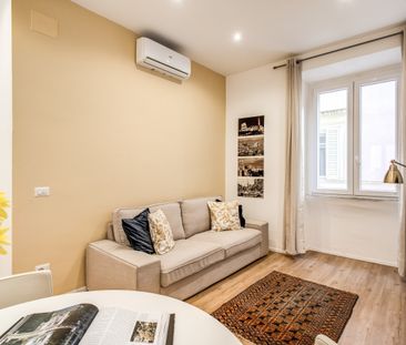 TRASTEVERE APARTMENT FOR RENT RENOVATED IN VICOLO DELLA SCALA - Photo 1