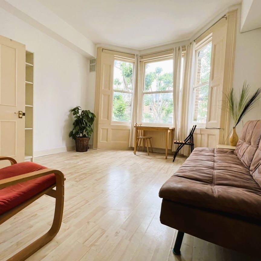 1 Bed Flat, Elgin Avenue, W9 - Photo 1