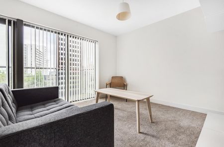 1 bedroom Flat To Let Total Size: 549 SQ FT - Photo 3