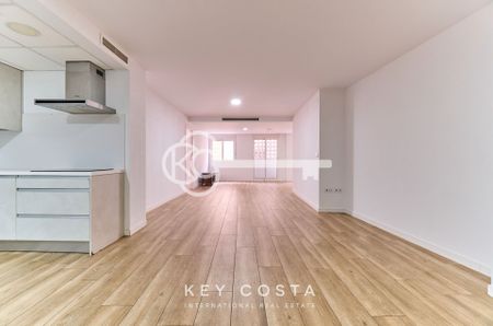 Piso de alquiler en Carrer Jerusalem, Barrio del Centro - Photo 2