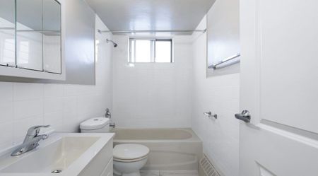 For Lease - 30 Speers Road Unit# 1705, Oakville, Ontario - Photo 5