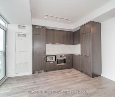 For Lease - 38 Honeycrisp Crescent Unit# 2003, Vaughan, Ontario - Photo 6