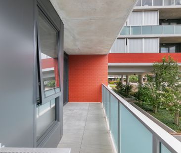 Location. Amenities. Waterside living. - Photo 6