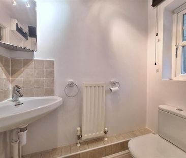 2 bedroom terraced house to rent - Photo 6