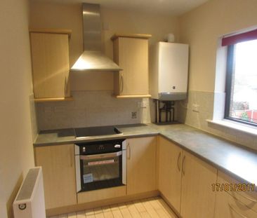 Flat to rent on - Photo 5