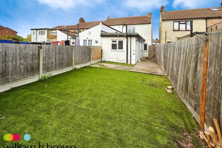 London Road - Photo 2