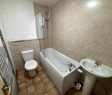 3 Bedroom House To Rent - Photo 6