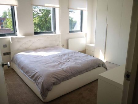 2 bedroom flat to rent - Photo 4