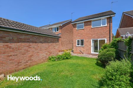 3 bed detached house to rent in Rutherford Avenue, Westbury Park, Newcastle-under-Lyme - Photo 3